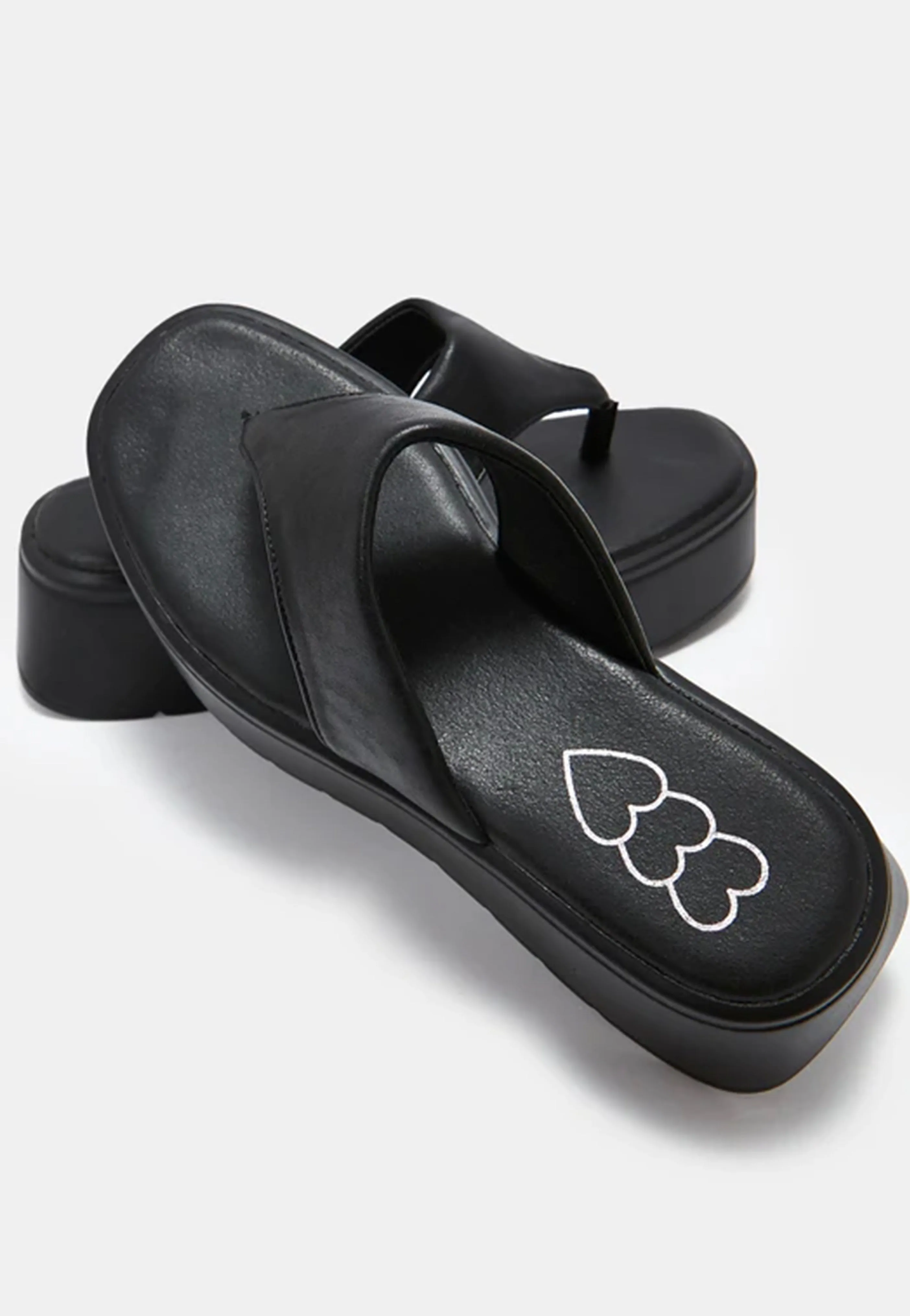 Koi Footwear - Alora Chunky Black Thong Black - Girl Sandals