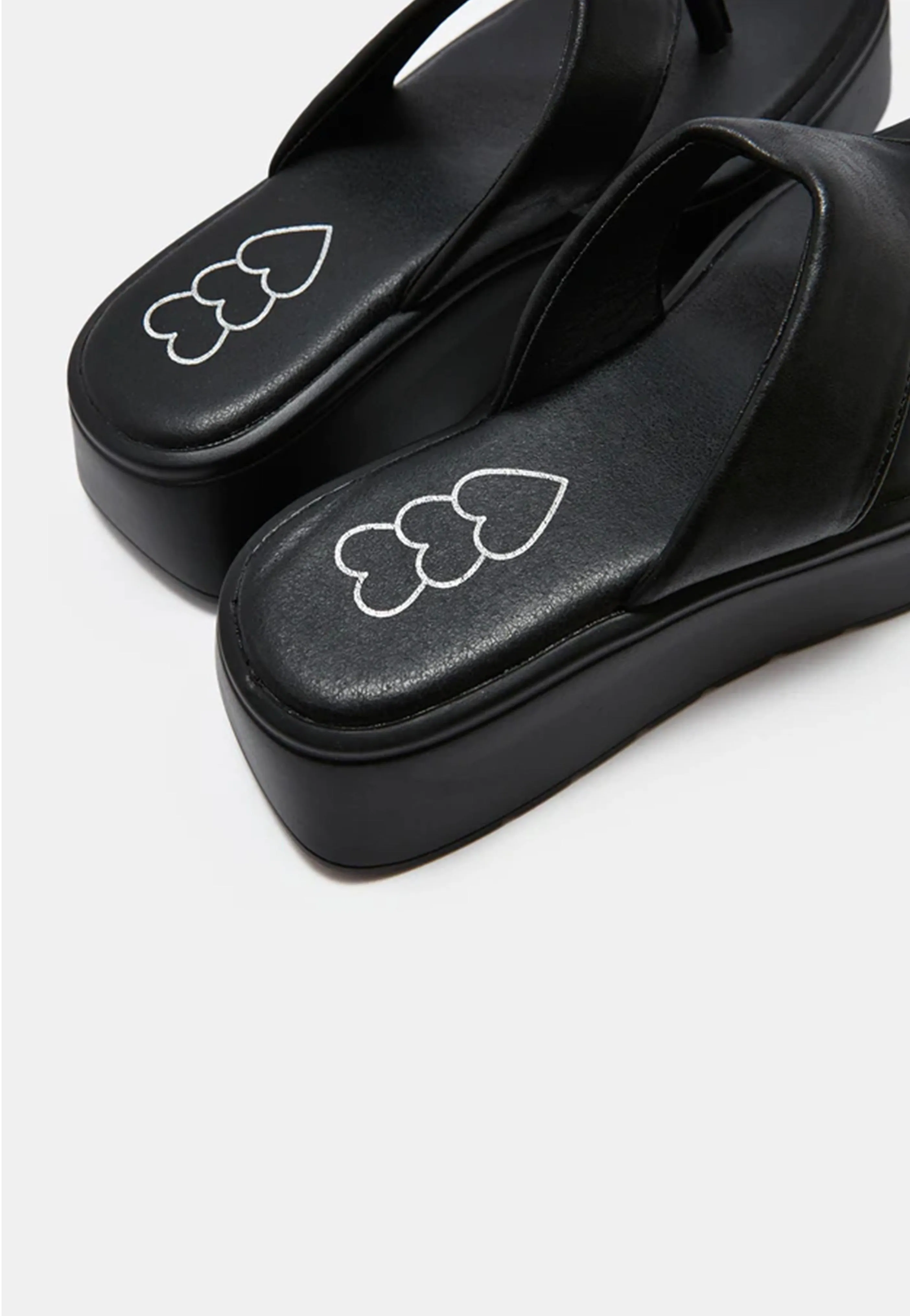 Koi Footwear - Alora Chunky Black Thong Black - Girl Sandals