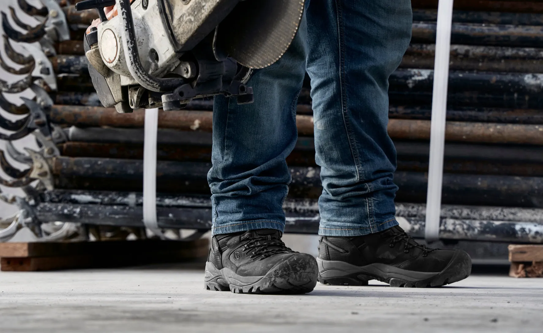 Men's Pittsburgh Energy 6" Waterproof Boot (Carbon Toe)  |  Black/Forged Iron KEEN