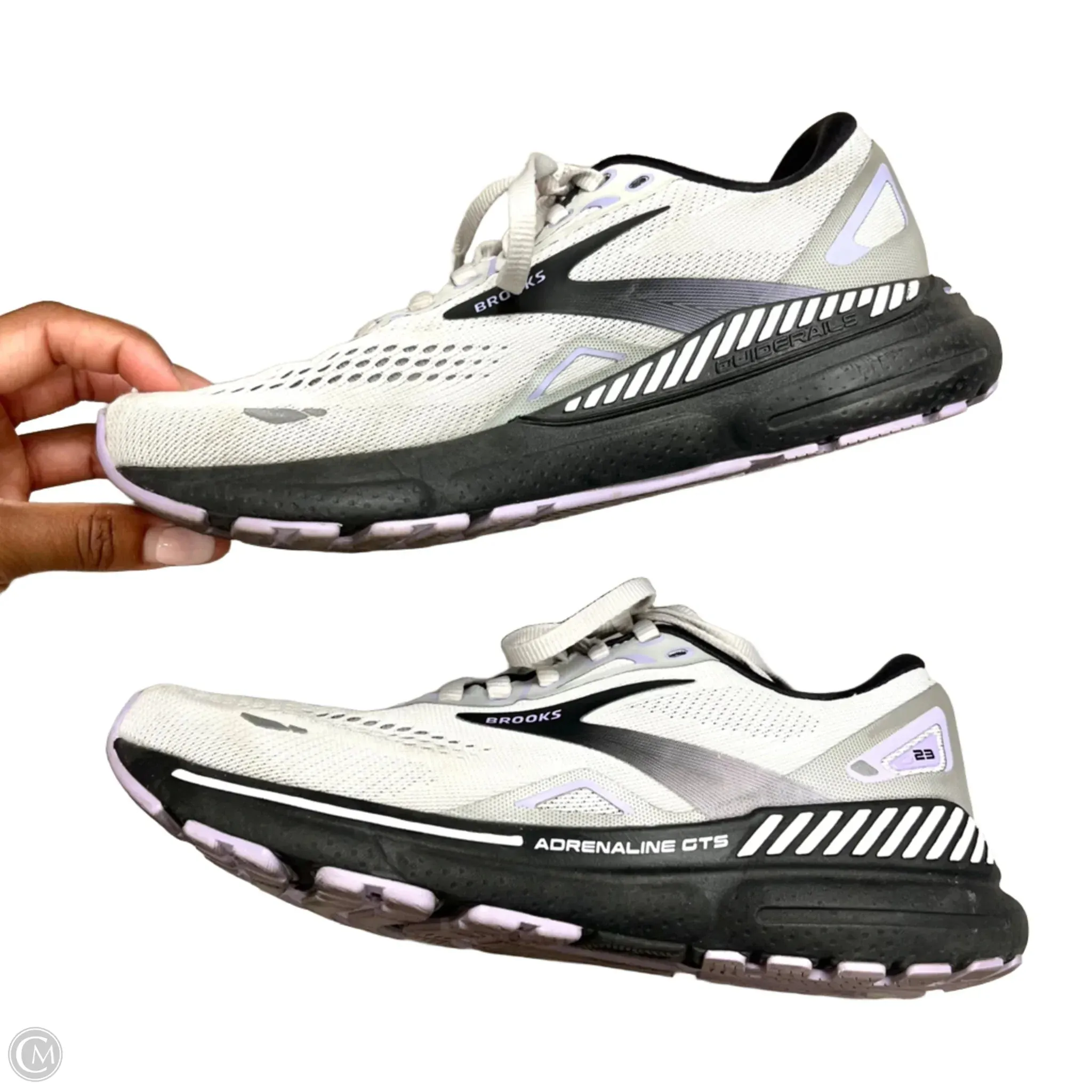 Shoes Athletic By Brooks In Grey & Purple, Size: 7