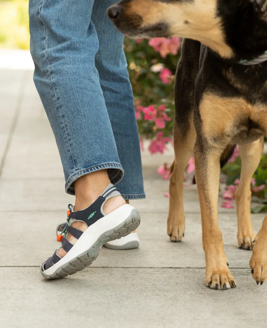 Women's Astoria West Sandal  |  Grey/Coral KEEN