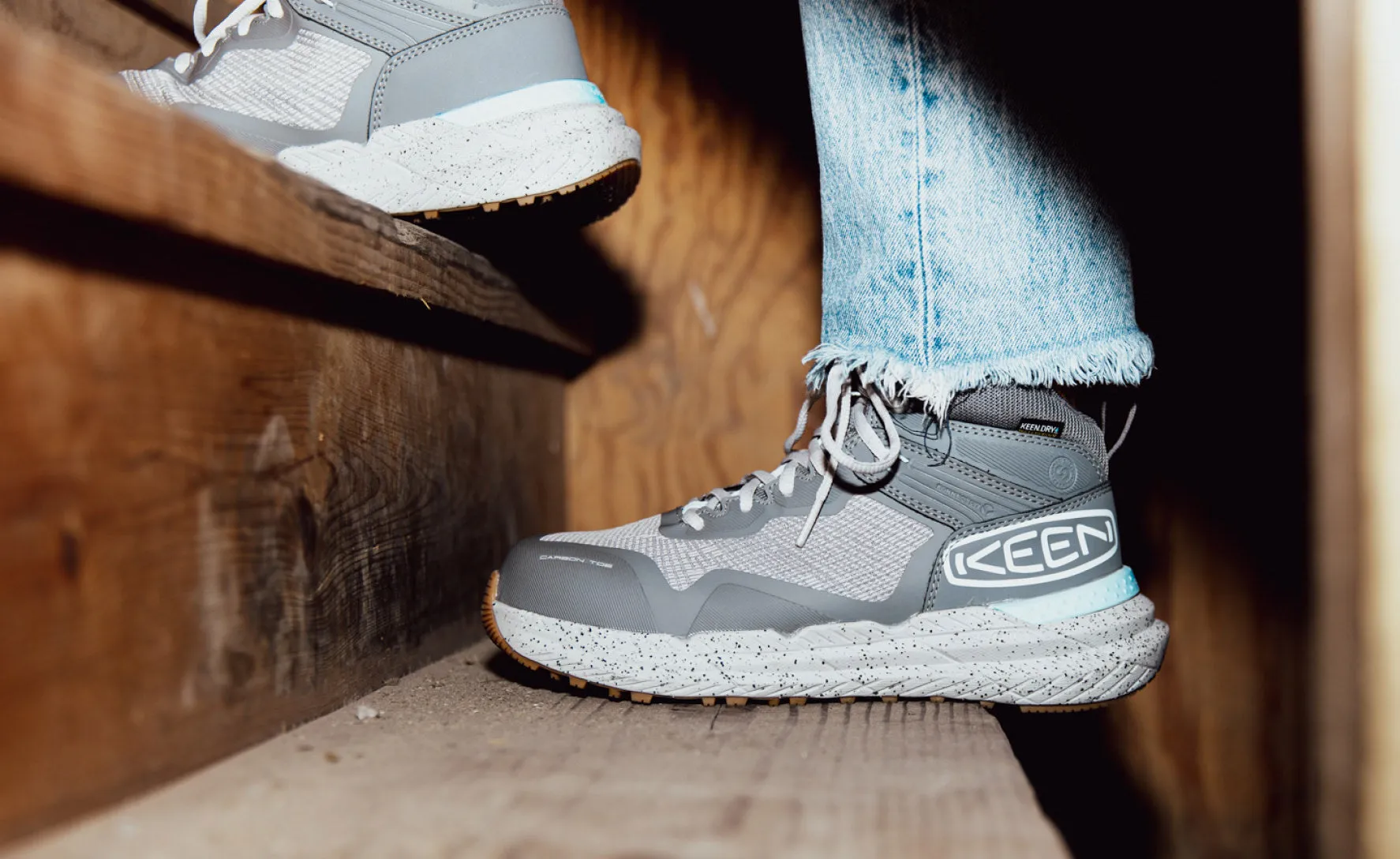 Women's Synchro Waterproof Work Boot (Carbon Toe)  |  Steel Grey/Gum KEEN